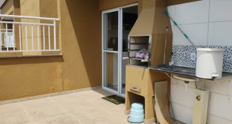 Duplex com 2 dormitórios REF-2526