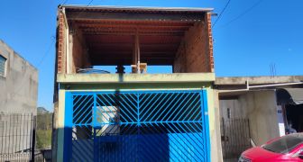  Sobrado com 2 casas de 2 dormitórios  A VENDA REF -  2412