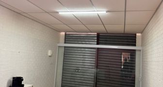  Sobrado com 3 casas  de 3 cômodos e wc + salão comercial  REF - 2433