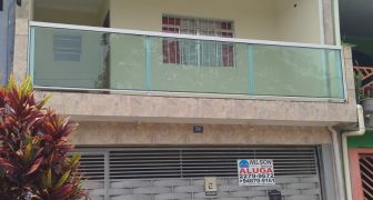 Casa com 2 cômodos  LO  102